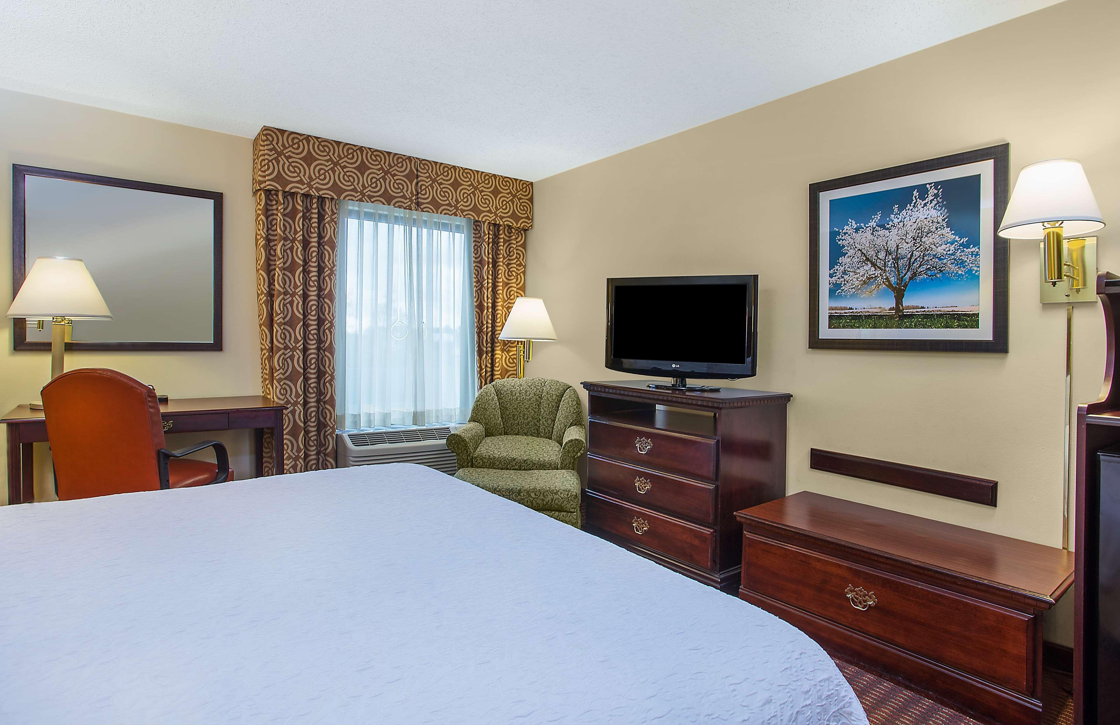 Hampton Inn Conyers Exterior photo