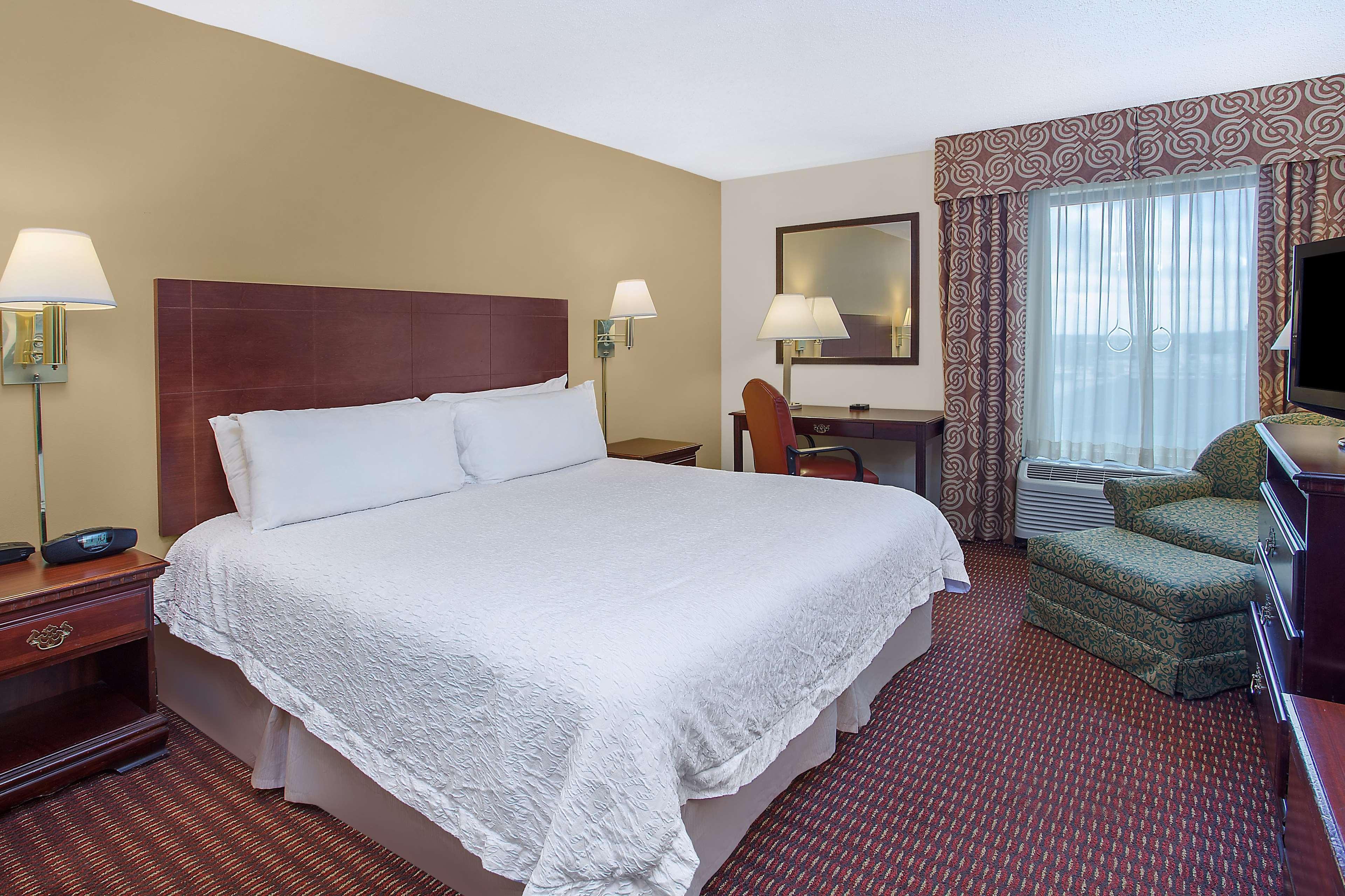 Hampton Inn Conyers Exterior photo