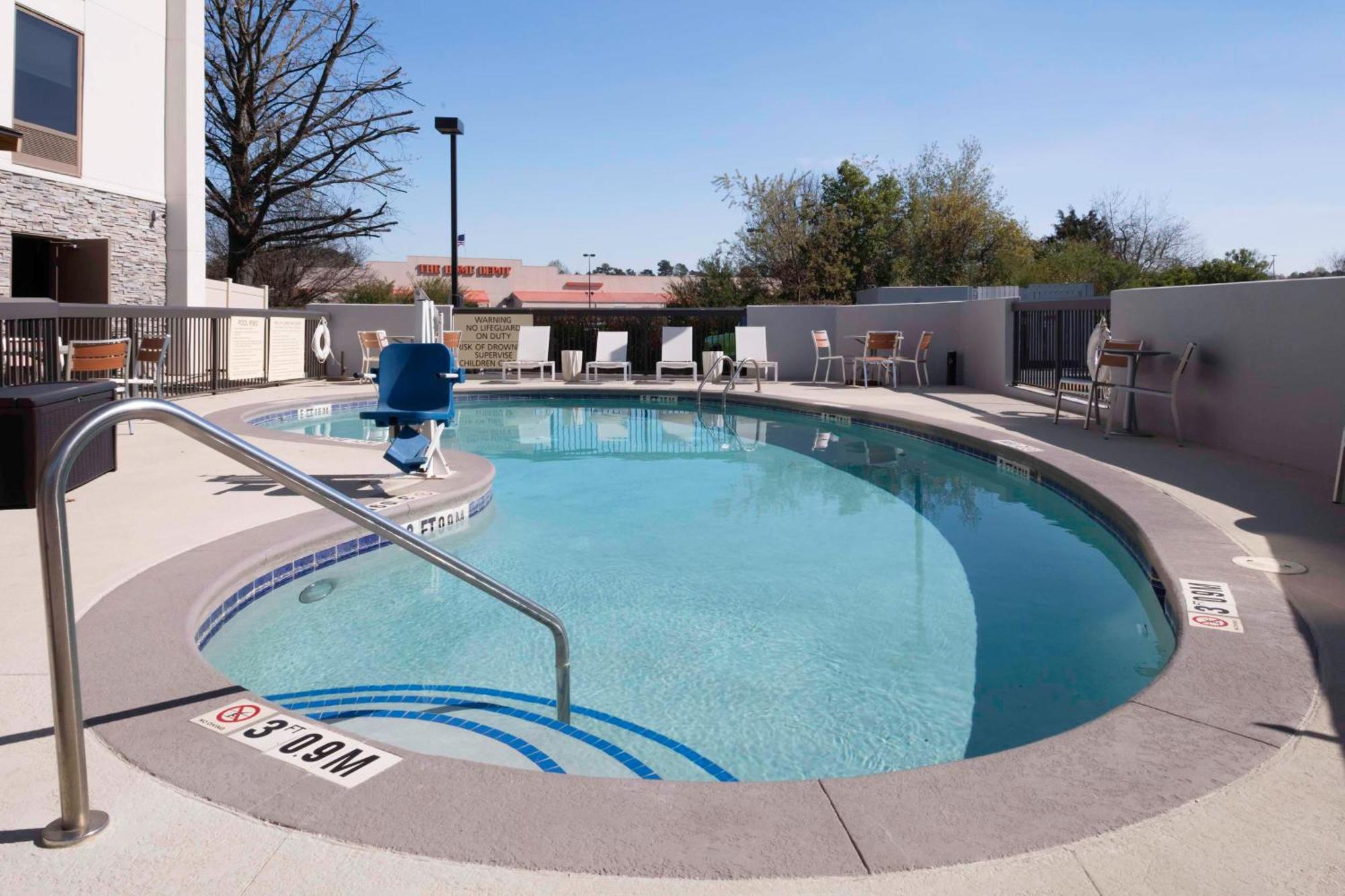 Hampton Inn Conyers Exterior photo
